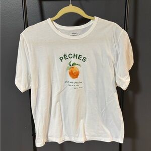 Abercrombie & Fitch White Tee with Green Embroidery